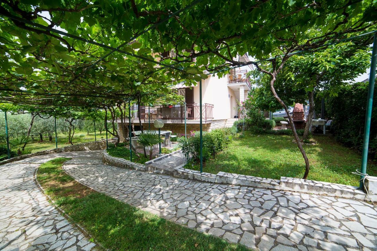 Apartments Marija Пореч Экстерьер фото
